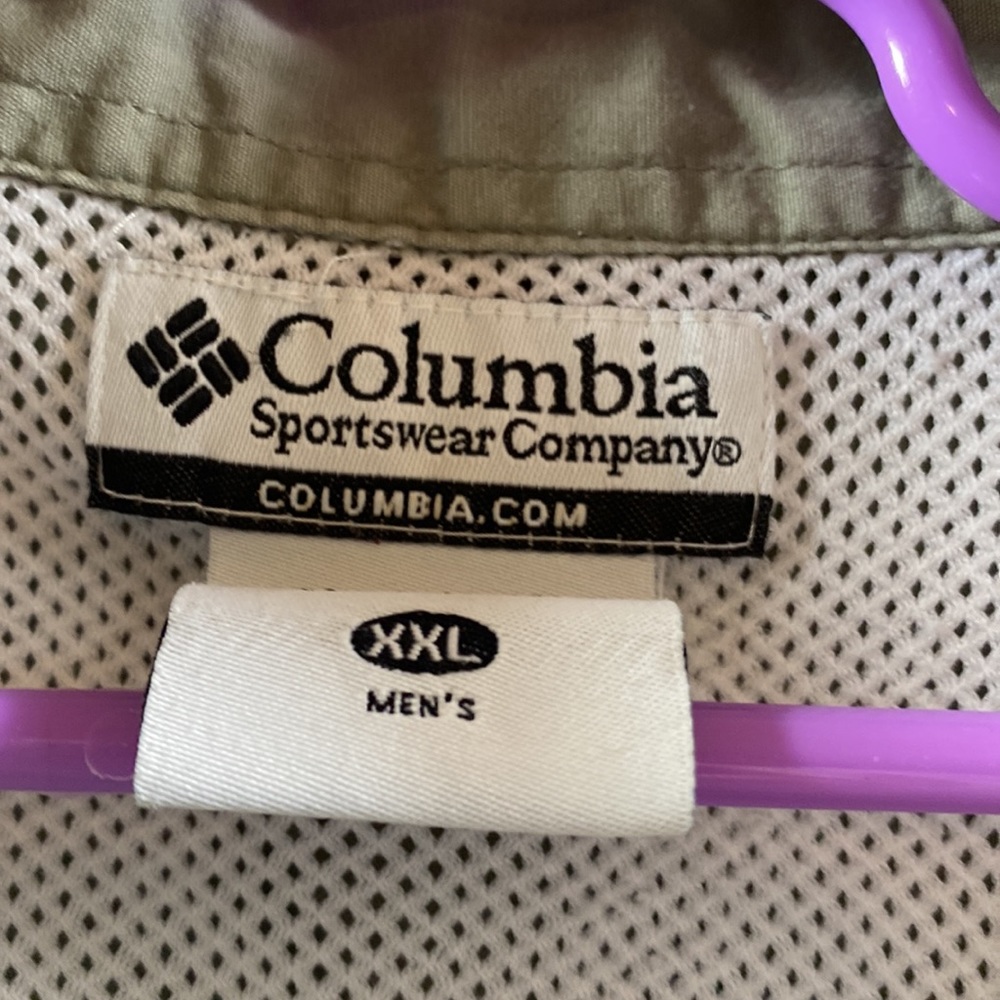 Columbia PFG green short sleeve button down - Picture 6 of 6